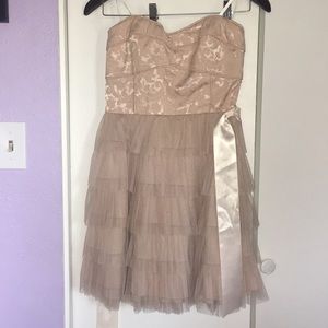 Creme Super Cute Mini Dress Prom/Homecoming/Grad